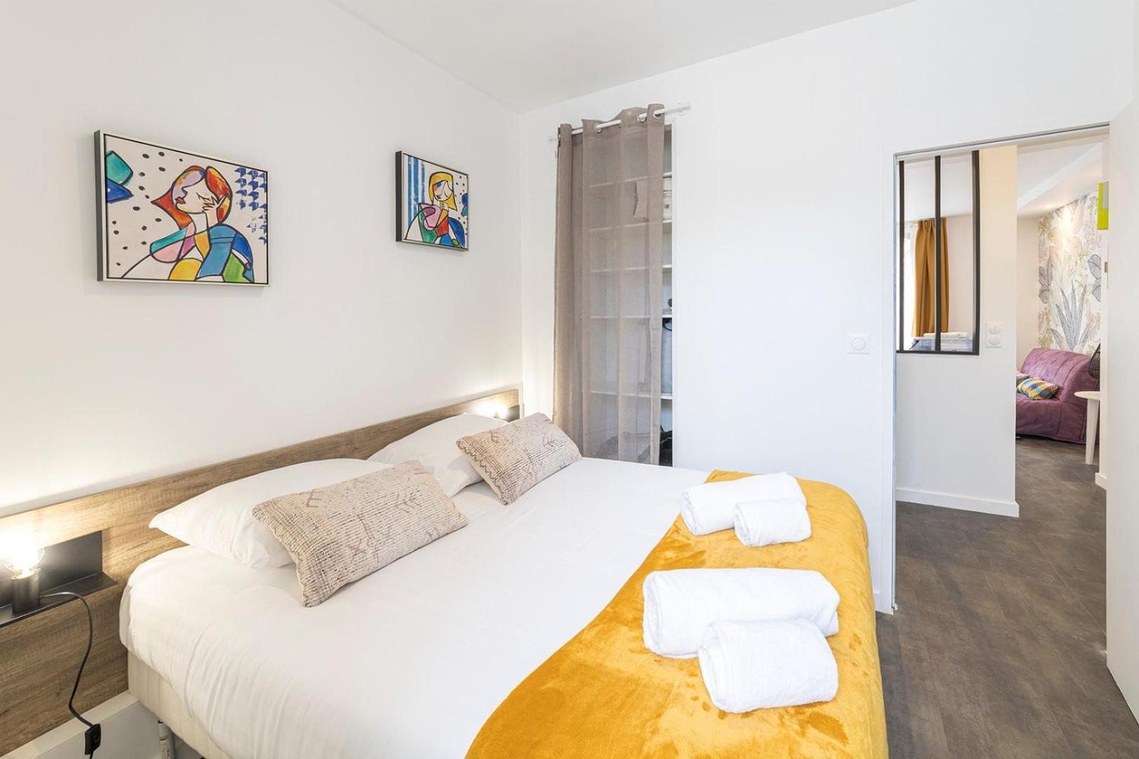 L'Echapee- Bel Appartement Renove Et Proche Gare Rennes Exteriör bild