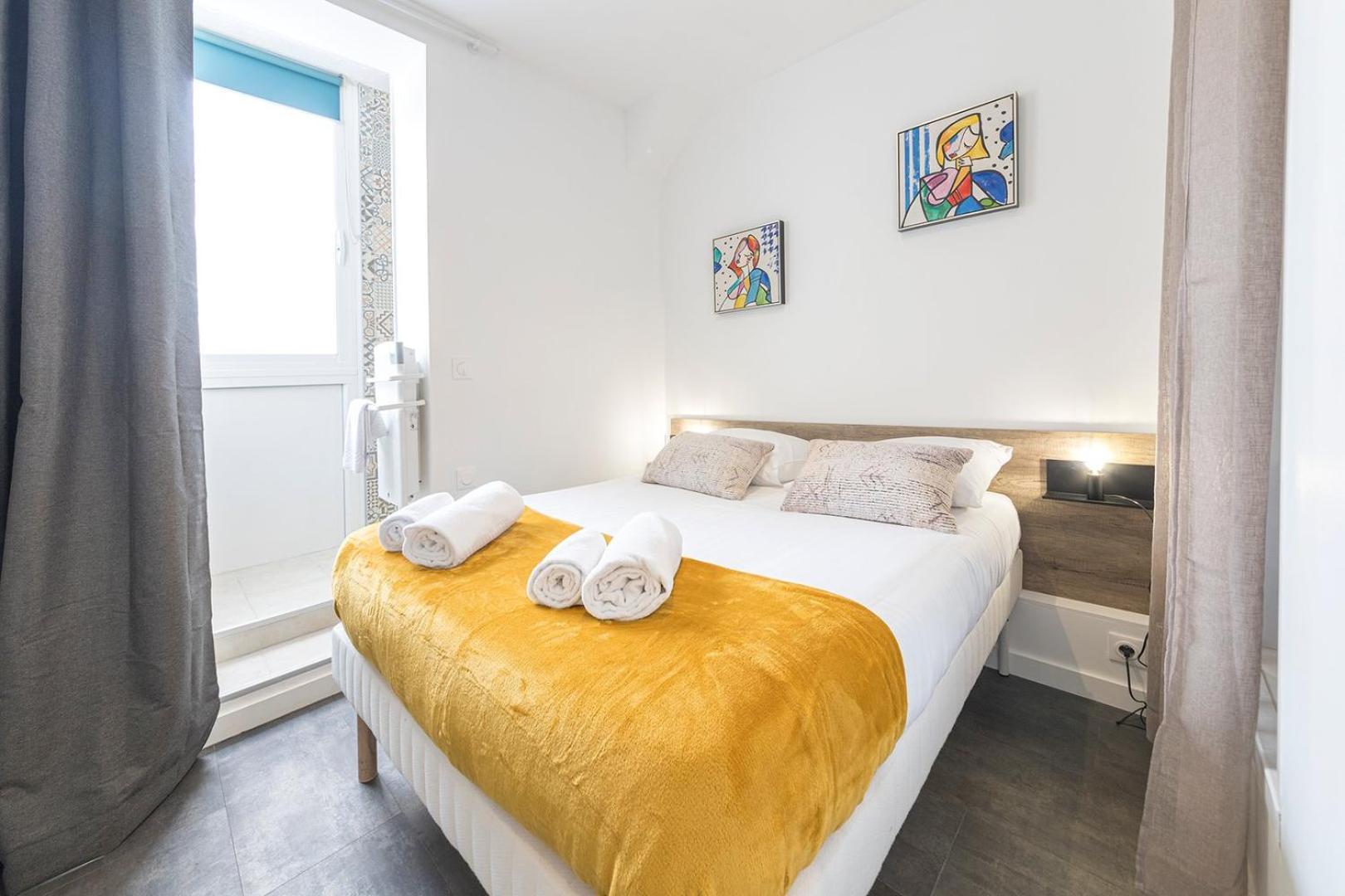 L'Echapee- Bel Appartement Renove Et Proche Gare Rennes Exteriör bild