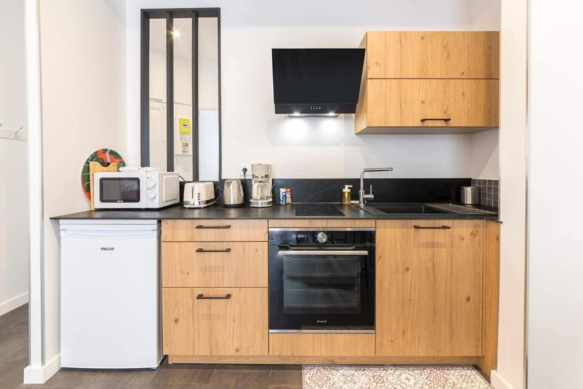 L'Echapee- Bel Appartement Renove Et Proche Gare Rennes Exteriör bild